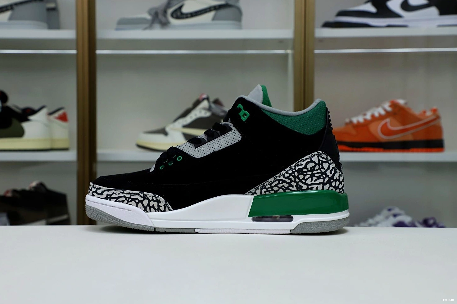 AIR GREEN JORDAN 3 PINE 0904
